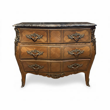 Cómoda bombé francesa estilo Luis XV en bois de rose Bucarest Art & Antiques