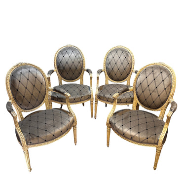 Cuarteto de sillones Luis XVI medallón y tapiz geométrico fines s.XIX Bucarest Art & Antiques