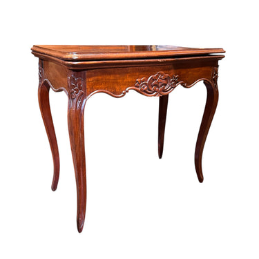 Mesa de juego francesa estilo Luis XV en caoba Bucarest Art & Antiques