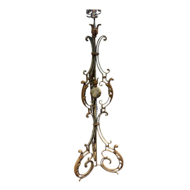 Lámpara de pie francesa hierro forjado Art Deco 1940 Flor de Lys Bucarest Art & Antiques