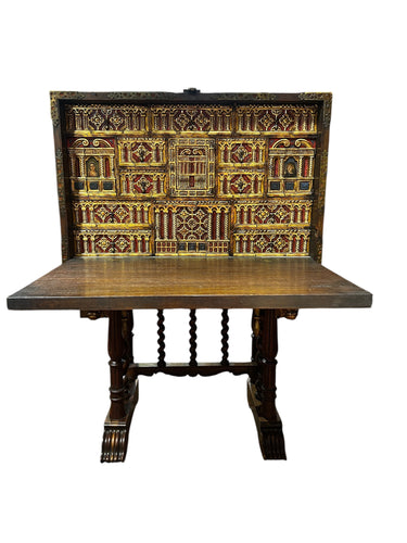 Bargueño español nogal s.XIX detalles policromados aplicaciones bronce y hierro Bucarest Art & Antiques