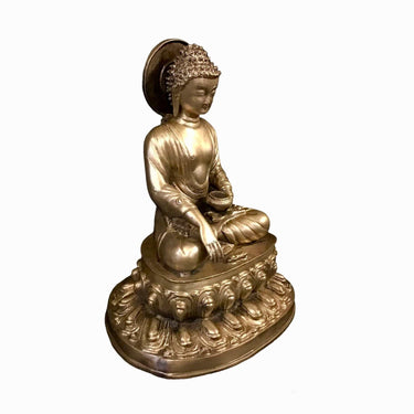 Buda de bronce sentado en flor de loto origen tibetano Bucarest Art Gallery