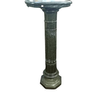 Columna o pedestal mármol italiano plato alargado Bucarest Art Gallery