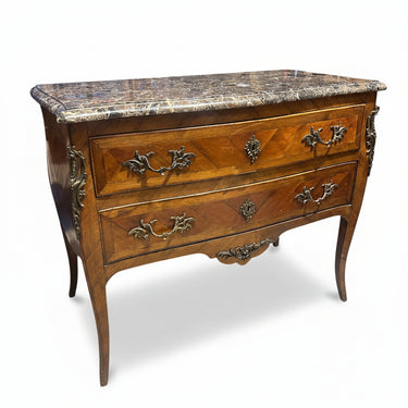 Cómoda francesa estilo Luis XV enchapada en caoba y aplicaciones en bronce Bucarest Art & Antiques