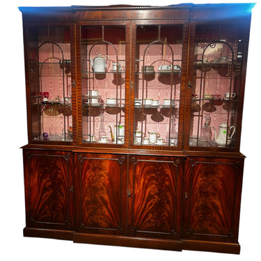 Estante vitrina librero inglés contemporáneo caoba raíz de caoba Bucarest Art & Antiques
