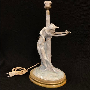 Estatuilla de porcelana Lladro lámpara Bucarest Art Gallery