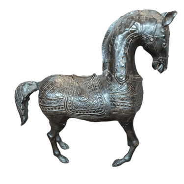 Figura de Caballo en bronce repujado Bucarest Art Gallery