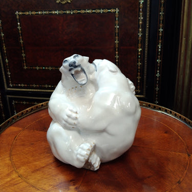 Figura porcelana Royal Copenhagen 'Osos batallando' Bucarest Art Gallery