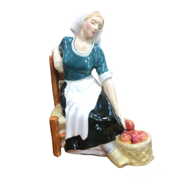 Figura Royal Doulton “The Apple Maid” Bucarest Art Gallery