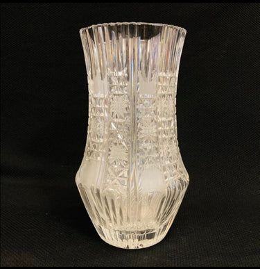 Florero de cristal tallado | Bucarest Art Gallery Bucarest Art & Antiques