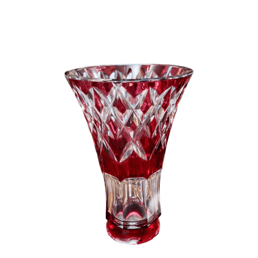 Florero de cristal tallado reflejos rojos Val Saint Lambert Bucarest Art Gallery