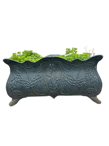 Jardinera rectangular de fierro fundido 1920s. Bucarest Art & Antiques