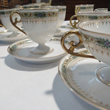 Juego de tazas de té y café de porcelana francesa Limoges 'curvas doradas' Bucarest Art Gallery