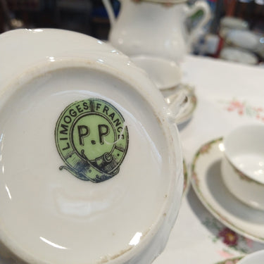 Juego de té porcelana francesa Limoges 'cinta deco verde y rosa' Bucarest Art Gallery
