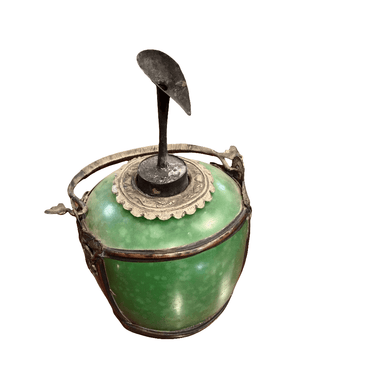 Lámpara de aceite china resina verde y decorados cobre Bucarest Art & Antiques