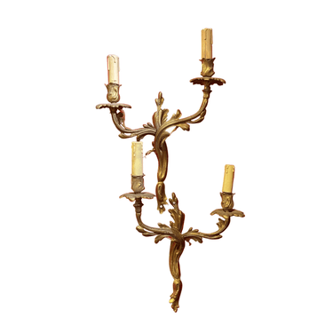 Pareja de apliqué franceses Luis XV bronce dos luces Bucarest Art & Antiques