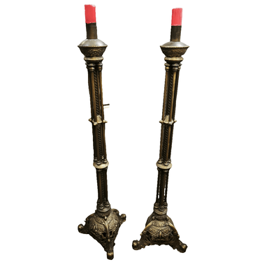 Pareja de candelabros de pie bronce francés Bucarest Art & Antiques