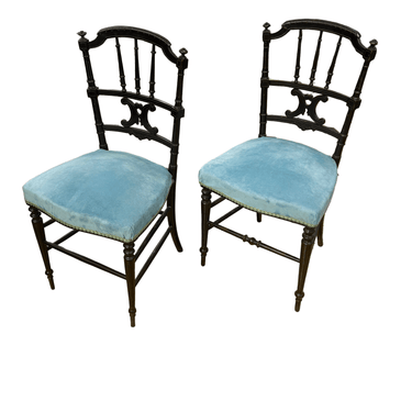 Pareja de sillas francesas Napoleon III lacadas tapiz terciopelo turquesa Bucarest Art & Antiques