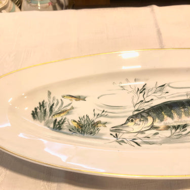 Plato para servir pescado porcelana Limoges Bucarest Art Gallery