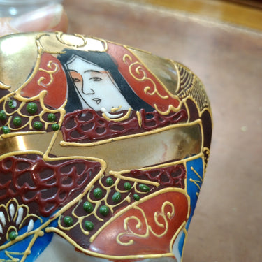 Porta incienso porcelana japonesa pintada a mano Bucarest Art Gallery