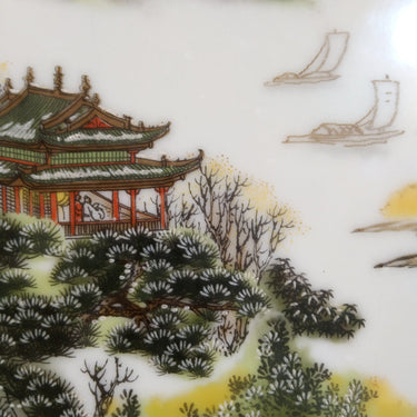 Tablilla de porcelana china pintada a mano y enmarcada 'paisaje costa' Bucarest Art Gallery