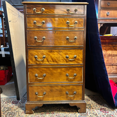 Chiffonier secretaire en caoba estilo inglés con seis cajones circa 1920s.