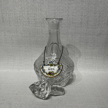 Decantador inglés de cristal tallado para gin Crown Staffordshire