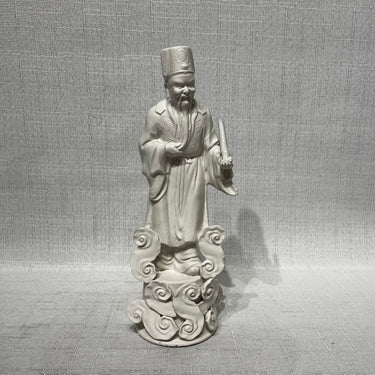 Figura de porcelana blanc de chine- Sabio inmortal taoísta sobre base de nubes