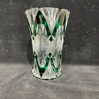 Jarrón de cristal belga Val Saint Lambert tallado diseño geométrico transparente y verde