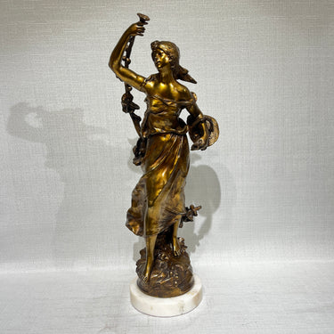 Figura de peltre dorado 'La salvadora de pájaros' Auguste Moreau (1834-1917)