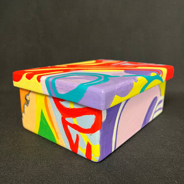 Caja de madera y acrílico ‘Claudia Collao’ Bucarest Art & Antiques