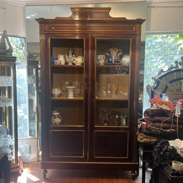 Biblioteca o vitrina francesa estilo Directorio madera caoba y roble circa 1900 Bucarest Art & Antiques