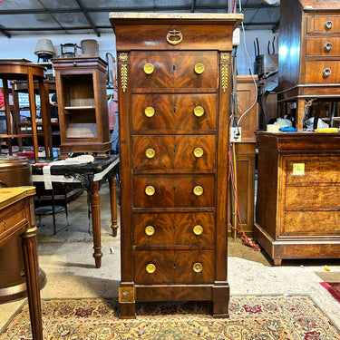 Chiffonier cajonera estrecha e caoba con bronces y mármol estilo Restauración s.XIX