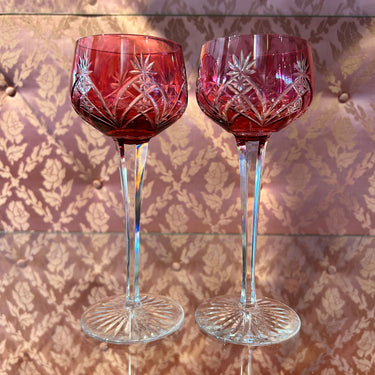 Juego de seis copas alemanas de cristal cortado color rubí s.XX