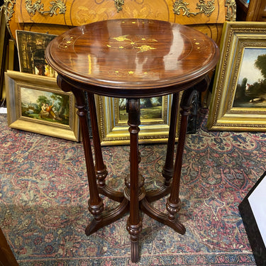 Mesa lateral pakistaní en palorosa macizo y marquetería diseño floral estilo Revival Art Nouveau años 60