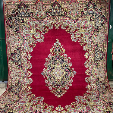 Alfombra persa de Kirman lana y seda 'Oda a la Primavera' 285 x 405 cms. Fin de Temporada