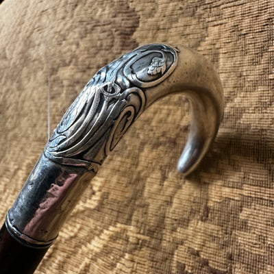 Bastón de dama caoba con empuñadura de plata Art Nouveau Bucarest Art & Antiques