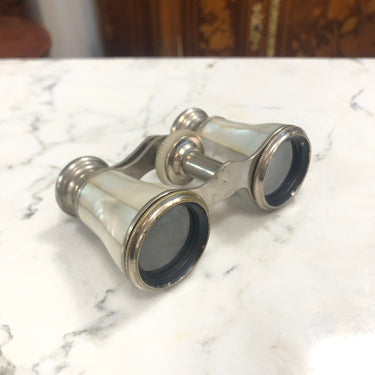 Binoculares prismáticos de nácar y metal Bucarest Art & Antiques