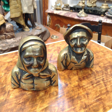 Campanas de bronce bustos de ancianos Bucarest Art & Antiques