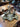 Candelabro de bronce con rosas Bucarest Art Gallery