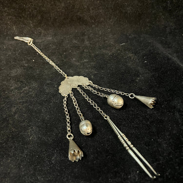 Chatelaine de opio plata oriental pinza y mariposa Bucarest Art & Antiques