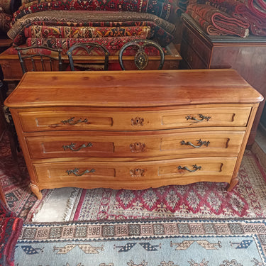 Cómoda Escritorio Normandía francesa tres cajones Bucarest Art & Antiques