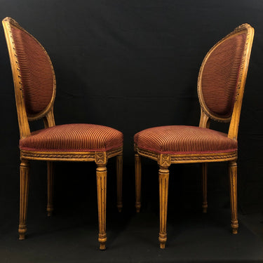 Cuarteto de sillas Antiguas francesas medallón tapiz rojo | Bucarest Art Gallery Bucarest Art & Antiques