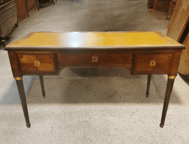 Escritorio Bureau-plat francés estilo Luis XVl en caoba y palo rosa con cubierta de cuero original Bucarest Art & Antiques