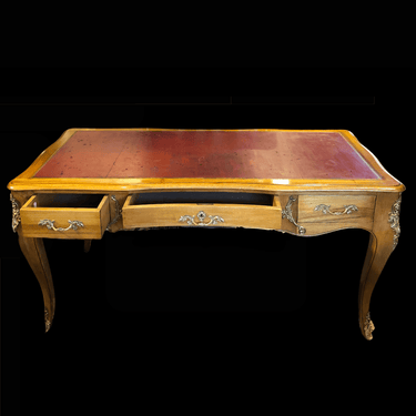 Escritorio Bureau Plat Luis XV cuero ruleteado burdeo | Bucarest Art Gallery Colección Exclusiva