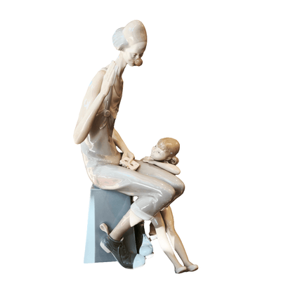 Figura marca Lladro - 'Acto de magia' Bucarest Art & Antiques