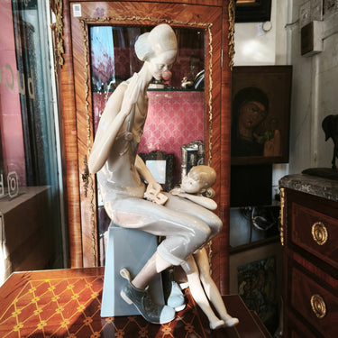 Figura marca Lladro - 'Acto de magia' Bucarest Art & Antiques