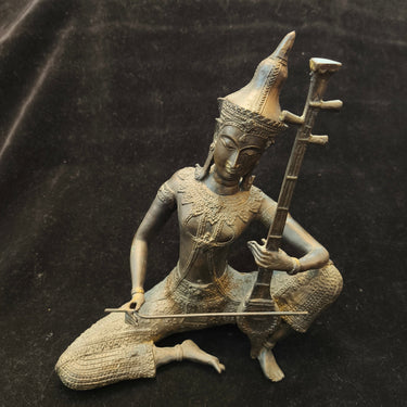 Figura tailandesa bronce mujer con instrumento Bucarest Art & Antiques