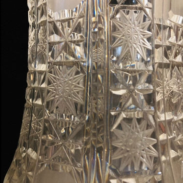 Florero de cristal tallado Bucarest Art Gallery