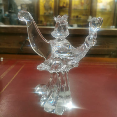 Hermosa figura de ángel con corona y corazón en sus manos de Cristal Baccarat Bucarest Art & Antiques